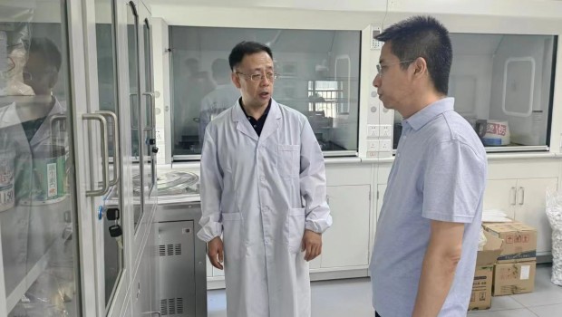 党委书记、董事长单小东深入3118云顶集团制药研究院开展调研