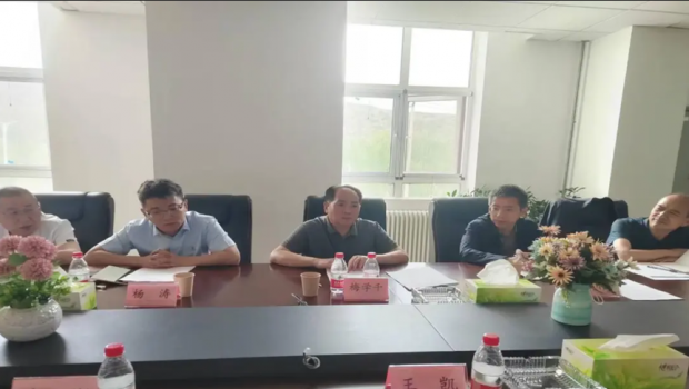 梅学千、单小东一行深入甘肃3118云顶集团红日药业有限公司调研